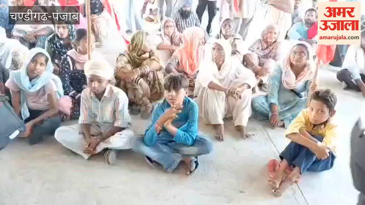 Gurpreet Singh 'Ittan Wali' arrived in the village of Noorpur (in Zira) to resolve a dispute between laborers and farmers.