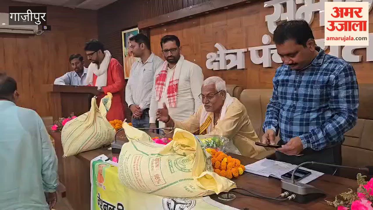 Mini-kits provided to 28 selected farmers in ghazipur