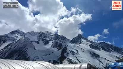 Snowfall at Adi Kailash; pilgrims disappointed as the mountain remains hidden from view