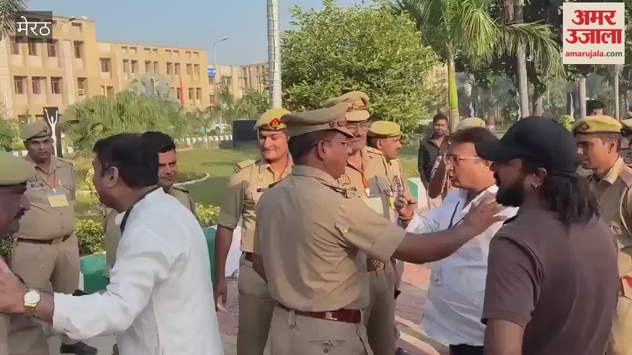 Meerut MLC Vote Counting Centre: SP Candidate Vikrant Vashishth Argues with Police Officer
