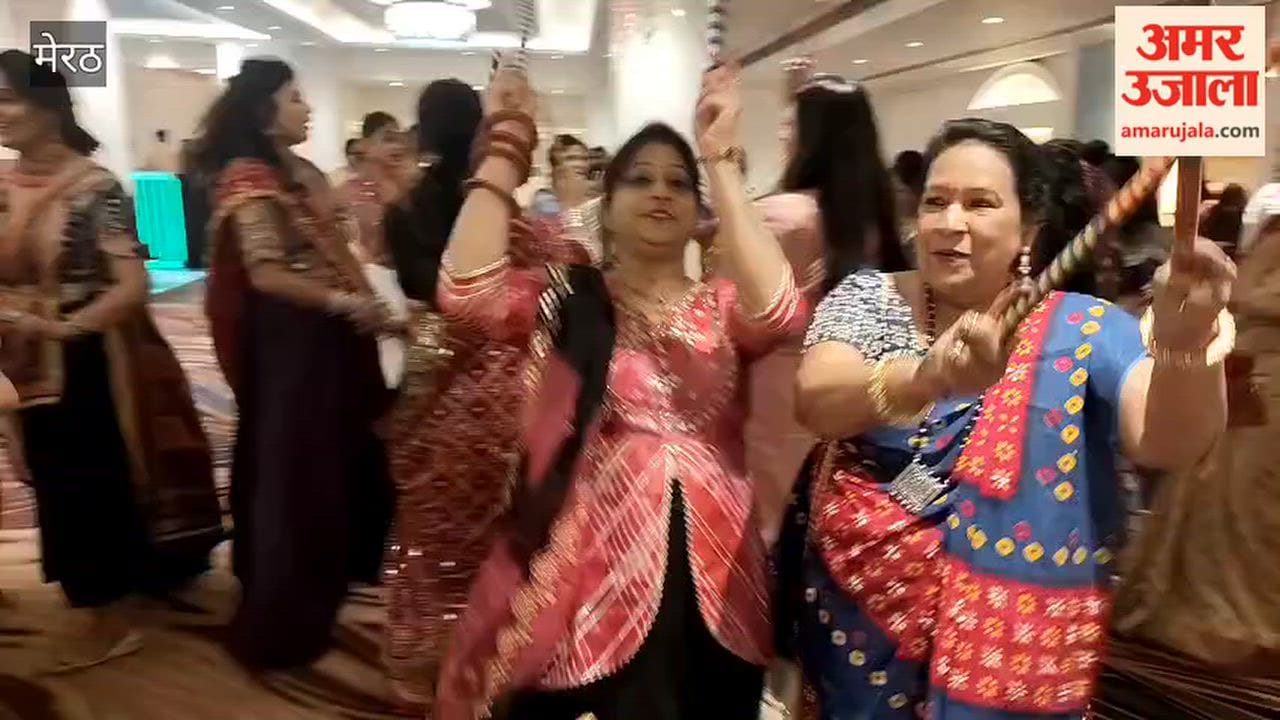 Maheshwari Mahila Mandal and Creative Group Host Dandiya Celebration in Meerut