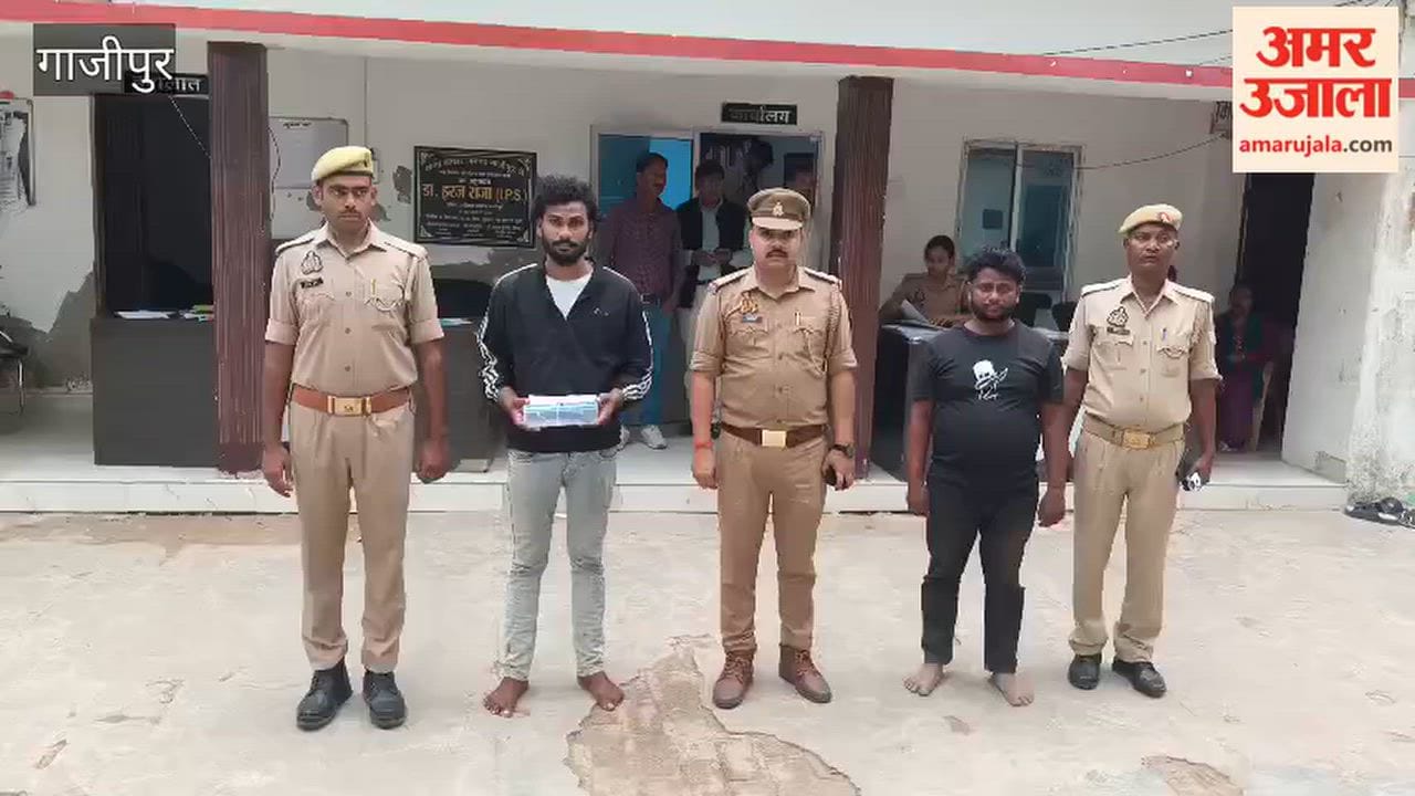 Seven cattle being transported to Bihar recovered from a pickup truck; two smugglers arrested