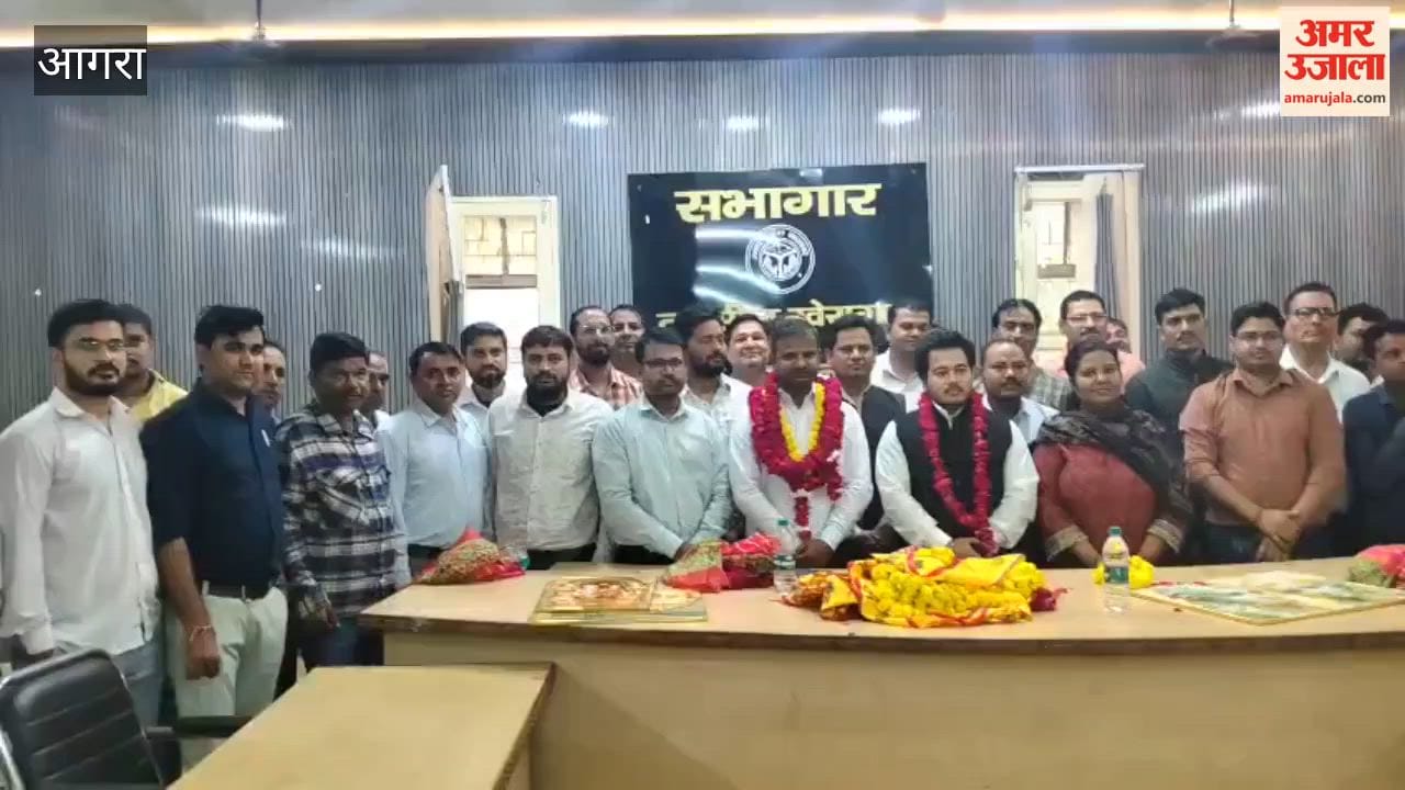 SDM Narendra Gangwar became emotional at farewell ceremony